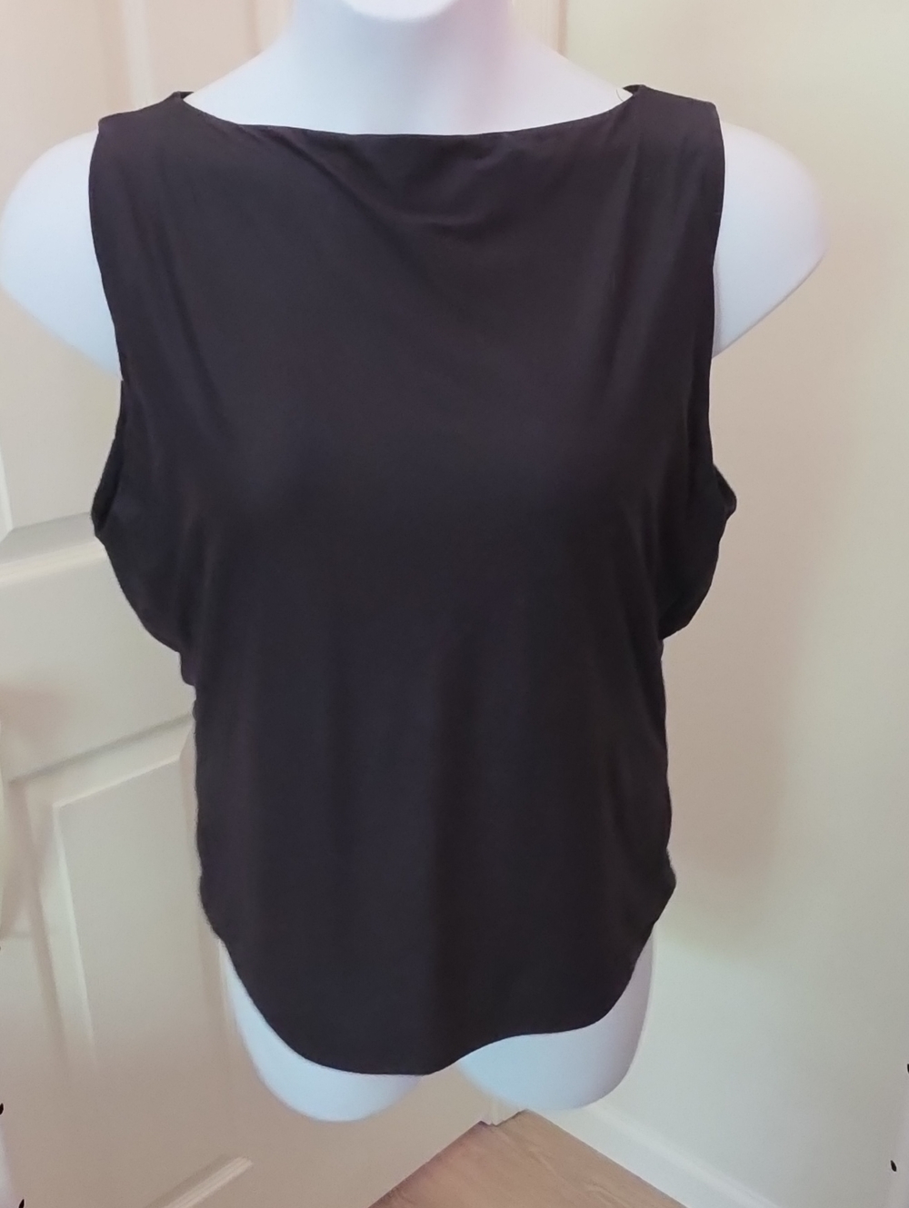 XXL Abercrombie & Fitch Seamless Slash Tank in Black